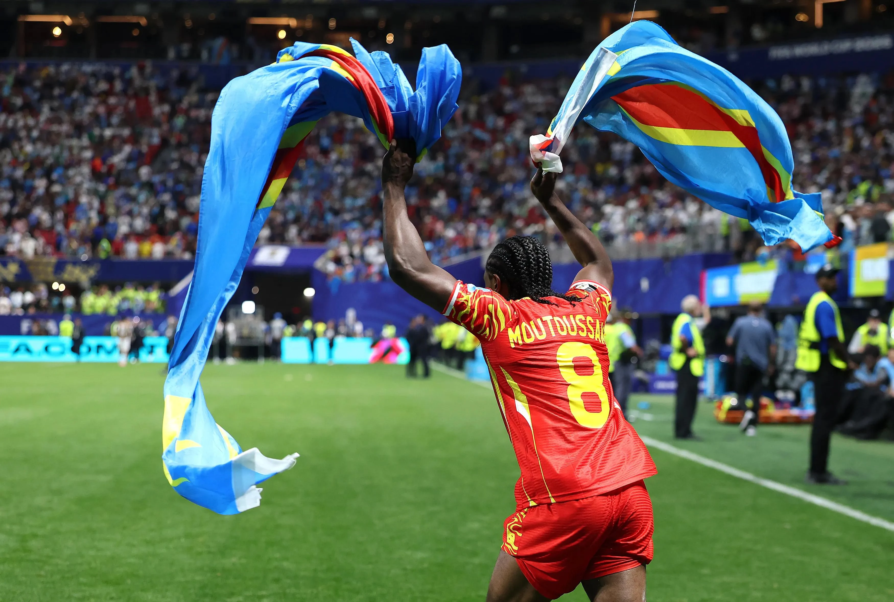 姆巴佩双响，法国2-0__突尼斯，小组赛提前出线！