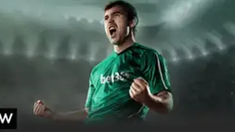 横滨水手迎战上海申花预热：新帅横滨首秀，曾助英格兰名教头