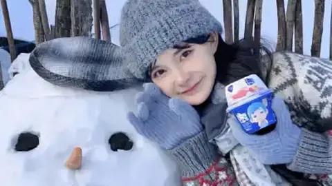 “英超第10轮：利物浦2-1力克布赖顿，精彩瞬间回顾”