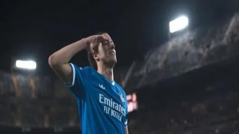 激战东瀛！申花蓉城全力出击，争锋最强阵容对决！