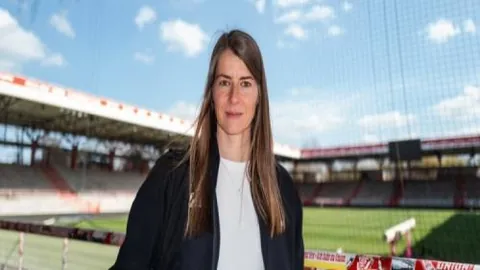 揭秘葡甲巅峰对决：维泽拉VS费雷拉，激战在即，胜负悬念谁主沉浮？