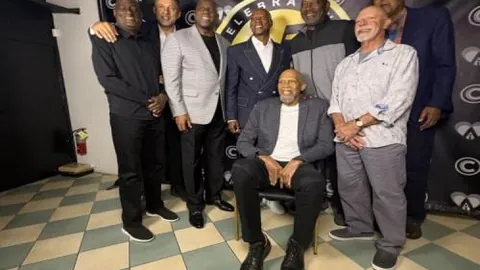 “九成胜算！勇士挑战连胜老鹰，能否打破魔咒？”